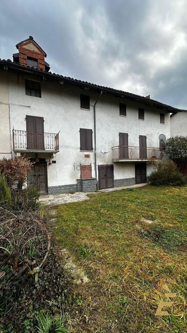 casa indipendente in vendita a San Damiano d'Asti in zona Torrazzo