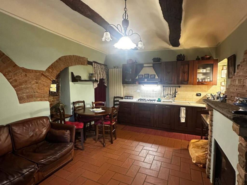 casa indipendente in vendita a San Damiano d'Asti in zona San Giulio