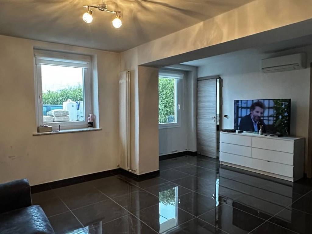 casa indipendente in vendita a San Damiano d'Asti in zona Gorzano