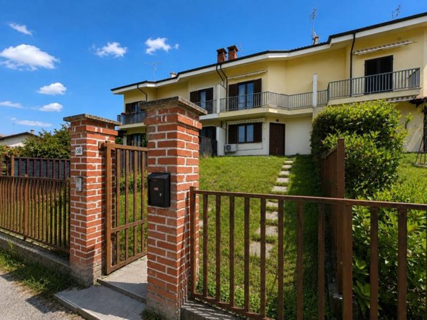 casa indipendente in vendita a San Damiano d'Asti in zona San Giulio