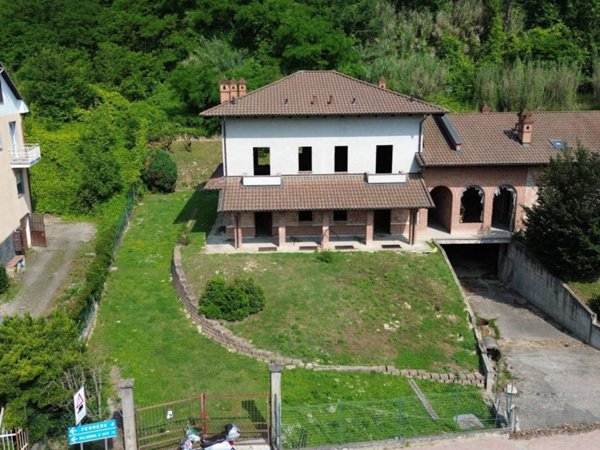 casa indipendente in vendita a San Damiano d'Asti in zona San Pietro