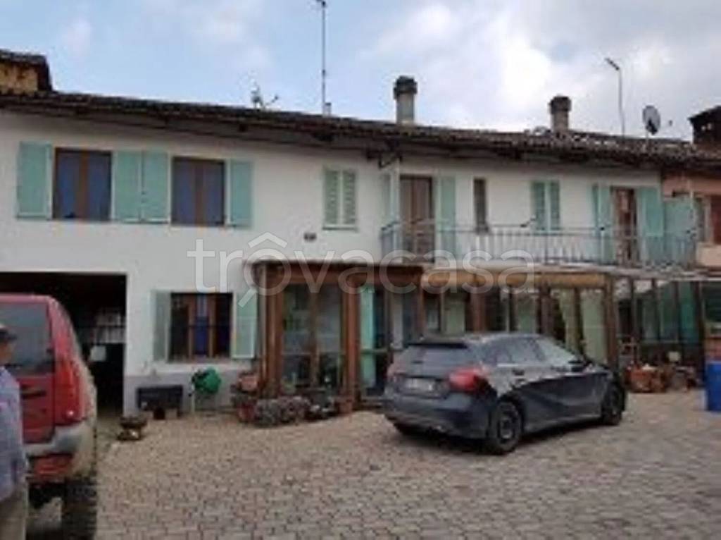 casa indipendente in vendita a San Damiano d'Asti in zona San Giulio