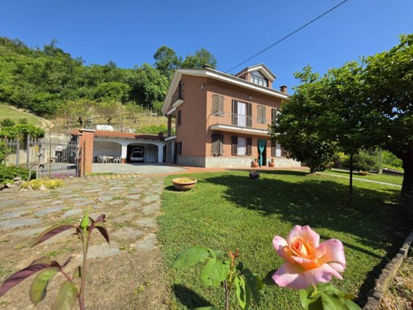 casa indipendente in vendita a San Damiano d'Asti in zona San Pietro