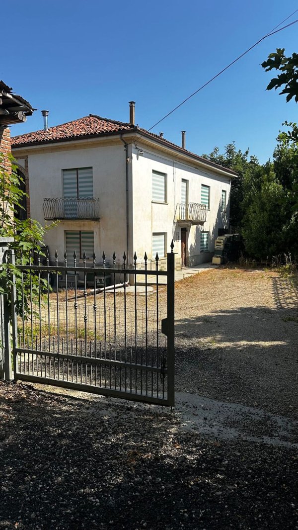 casa indipendente in vendita a San Damiano d'Asti