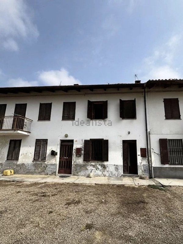 casale in vendita a San Damiano d'Asti in zona Gorzano