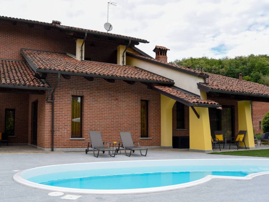 casa indipendente in vendita a San Damiano d'Asti in zona San Pietro