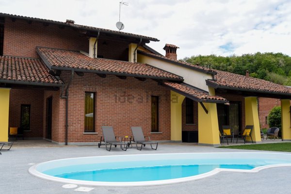 casa indipendente in vendita a San Damiano d'Asti in zona San Pietro