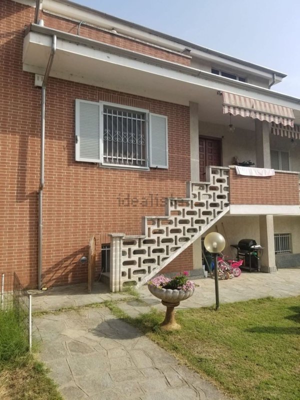 casa indipendente in vendita a San Martino Alfieri