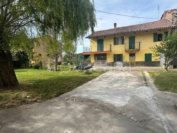 casa indipendente in vendita a San Martino Alfieri
