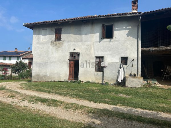 casa indipendente in vendita a San Martino Alfieri