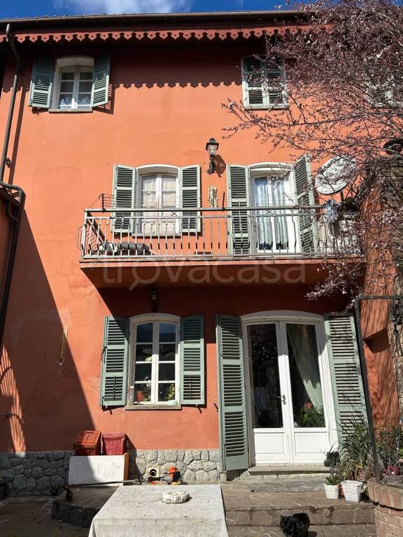 casa indipendente in vendita a San Martino Alfieri
