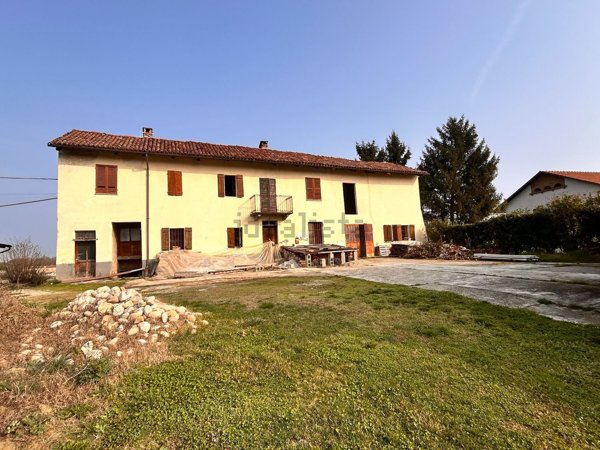 casa indipendente in vendita a San Martino Alfieri