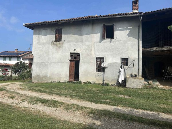 casa indipendente in vendita a San Martino Alfieri