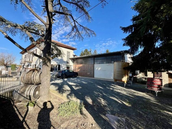 casa indipendente in vendita a San Marzano Oliveto