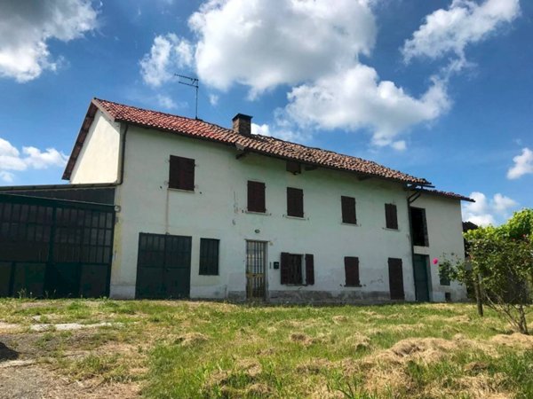 casale in vendita a San Marzano Oliveto