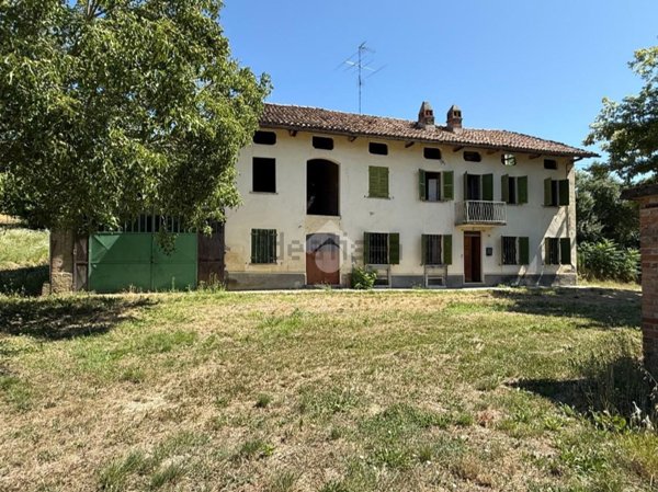 casa indipendente in vendita a San Marzano Oliveto