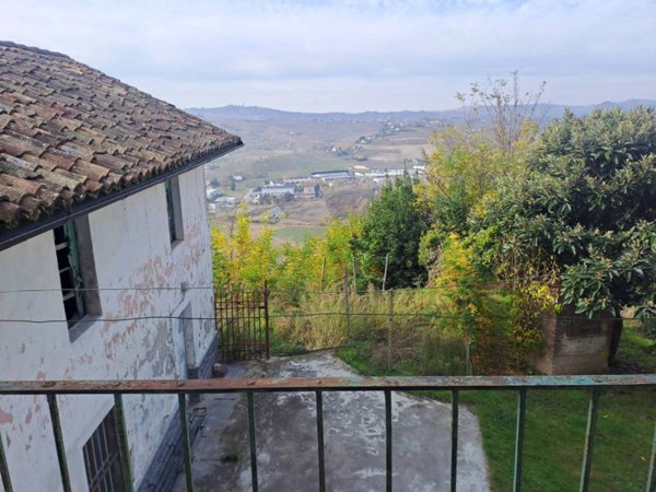casa indipendente in vendita a San Marzano Oliveto