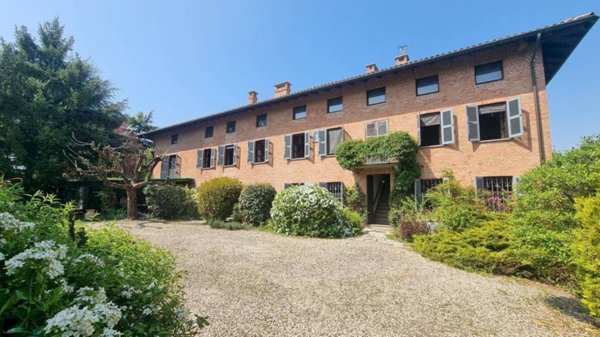 casa indipendente in vendita a San Marzano Oliveto