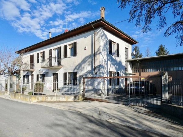 casa indipendente in vendita a San Marzano Oliveto