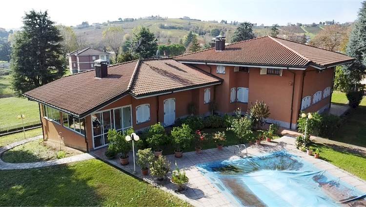 casa indipendente in vendita a San Marzano Oliveto