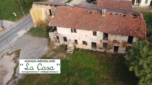 casa indipendente in vendita a San Paolo Solbrito