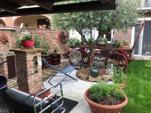 casa semindipendente in vendita a San Paolo Solbrito