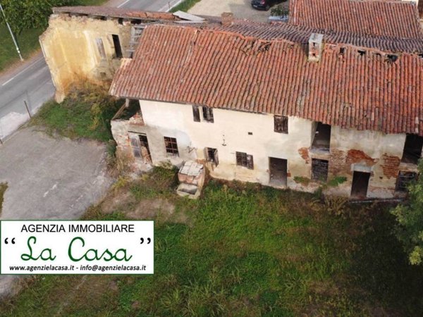 casa indipendente in vendita a San Paolo Solbrito