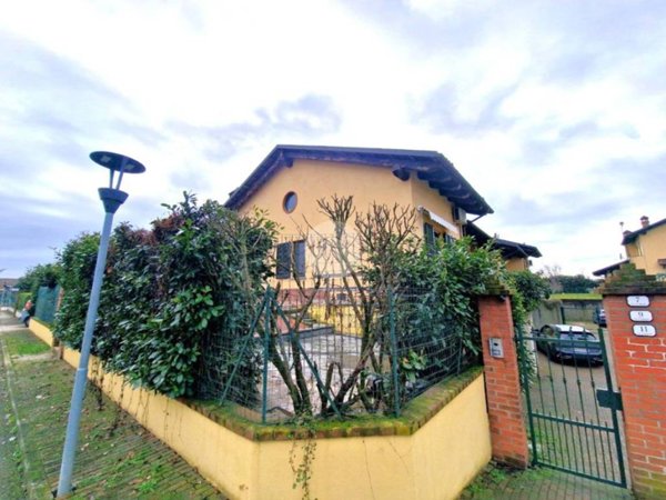 casa indipendente in vendita a San Paolo Solbrito