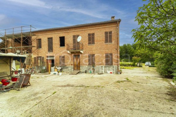 casa indipendente in vendita a San Paolo Solbrito