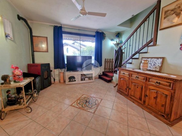 casa indipendente in vendita a San Paolo Solbrito