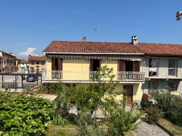 casa indipendente in vendita a San Paolo Solbrito