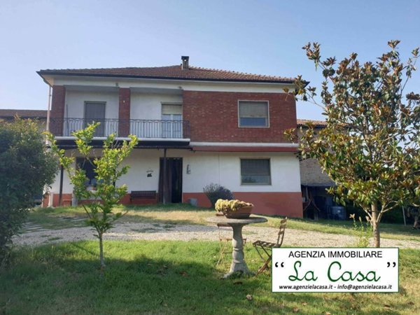 casa indipendente in vendita a San Paolo Solbrito