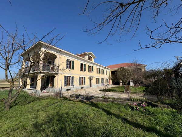 casa indipendente in vendita a Scurzolengo