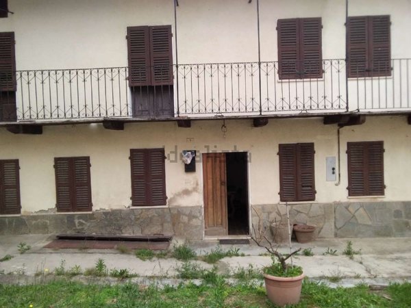 pentavano in vendita a Scurzolengo