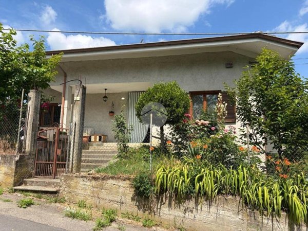casa indipendente in vendita a Scurzolengo