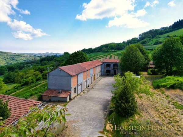 casa indipendente in vendita a Serole