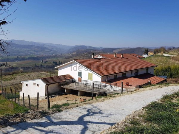 casale in vendita a Sessame