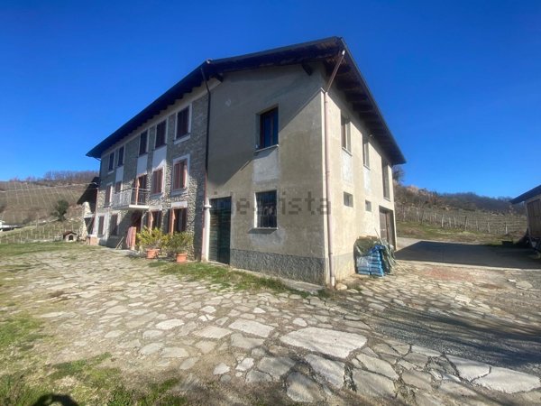 casa indipendente in vendita a Sessame