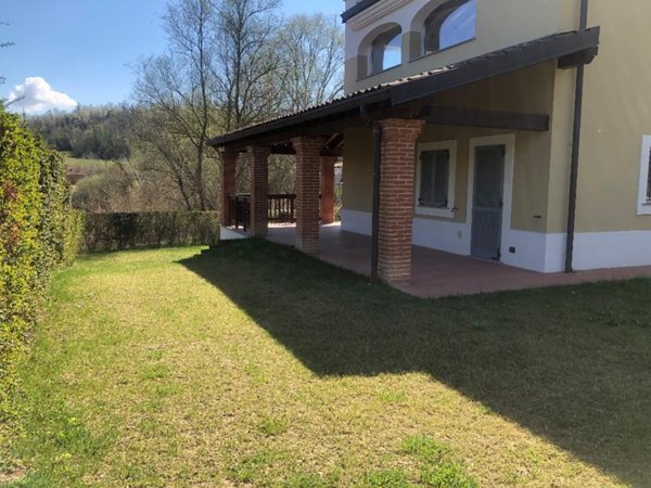 casa indipendente in vendita a Settime
