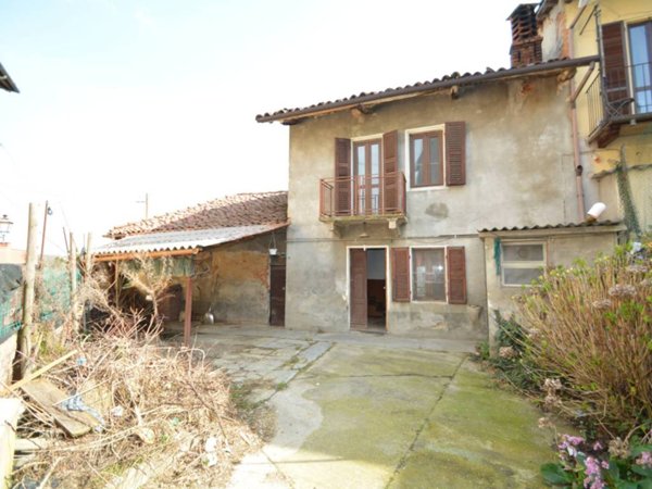 casa indipendente in vendita a Soglio