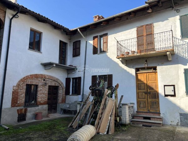 casa indipendente in vendita a Tigliole in zona Pratomorone