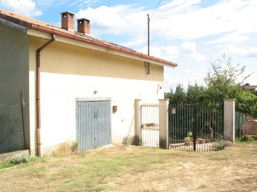 casa indipendente in vendita a Tigliole in zona Valperosa