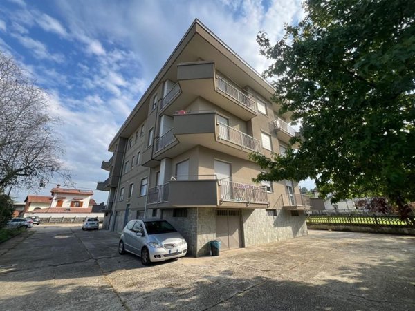 negozio in vendita a Tigliole in zona San Carlo