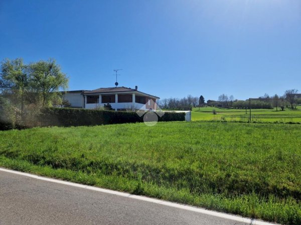 casa indipendente in vendita a Tigliole