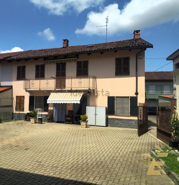 casa semindipendente in vendita a Tigliole in zona Pratomorone