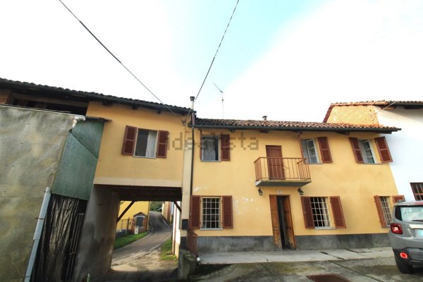 casa indipendente in vendita a Tigliole in zona Pocola