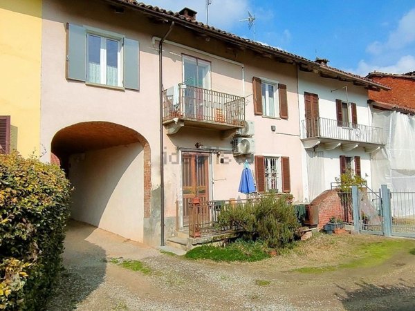 casa indipendente in vendita a Tigliole