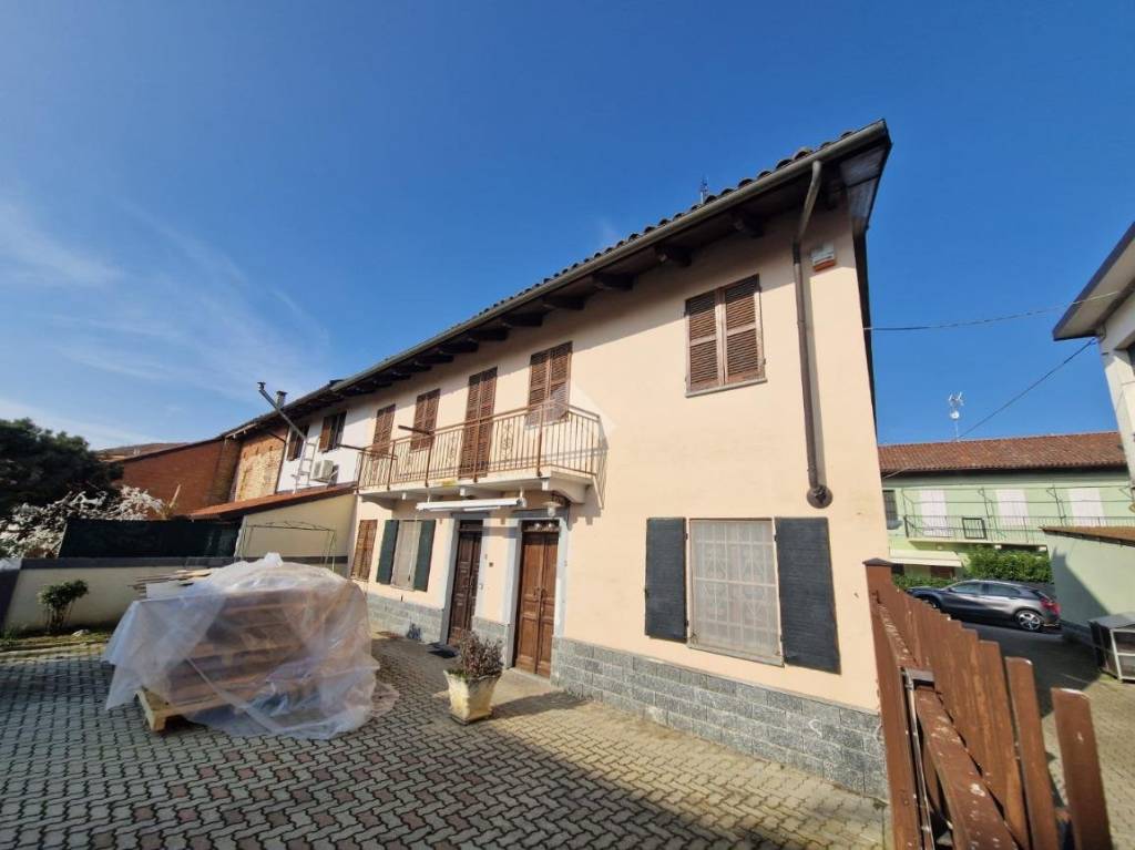 casa indipendente in vendita a Tigliole in zona Pratomorone