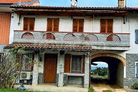 casa indipendente in vendita a Tigliole in zona Valperosa