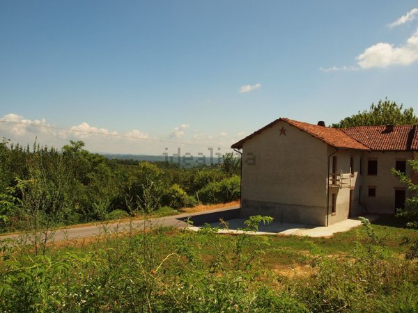 pentavano in vendita a Tigliole